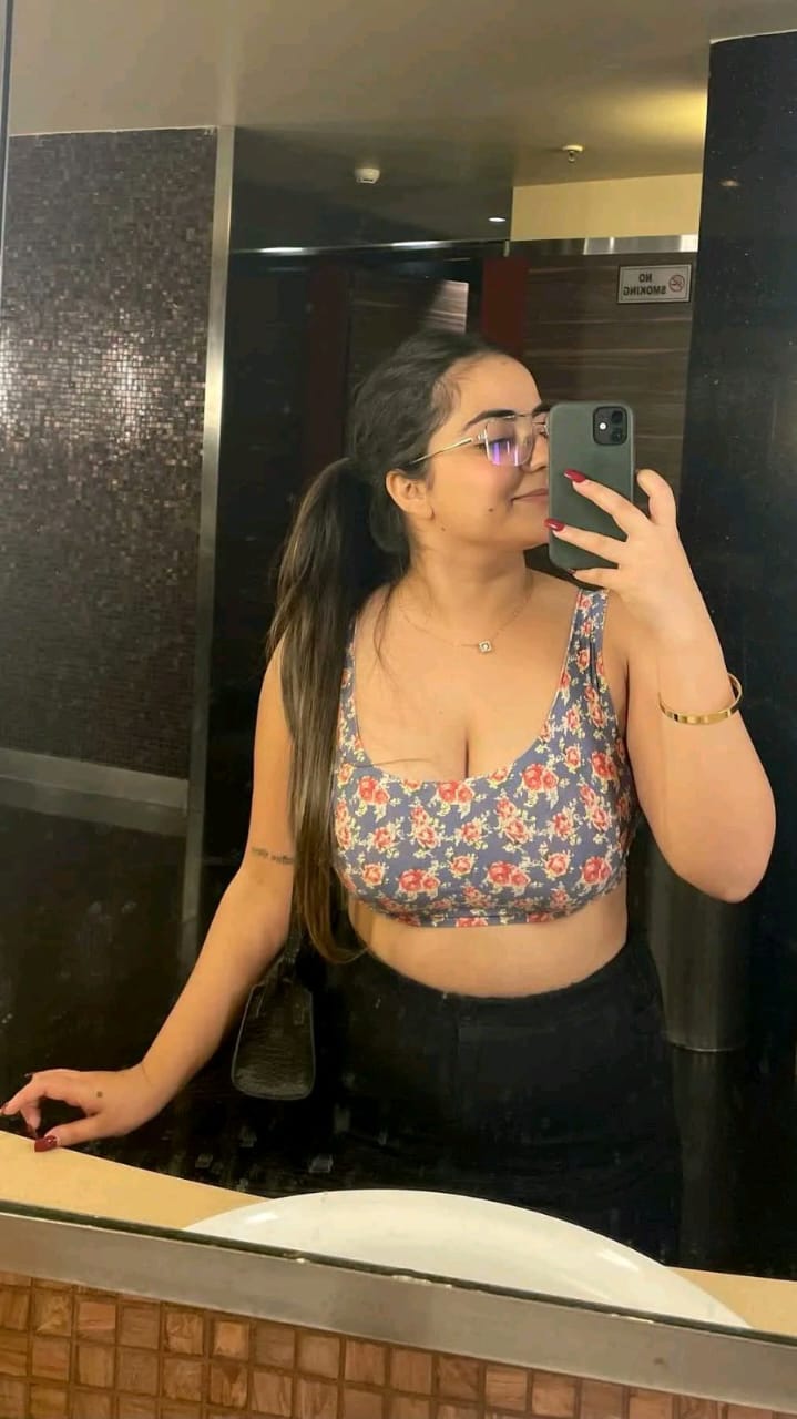 ➡️ UNLIMITED SHOT WITH AARVI BEST COLLEGE GIRL DOORSTEP AVAILABLE 24/7