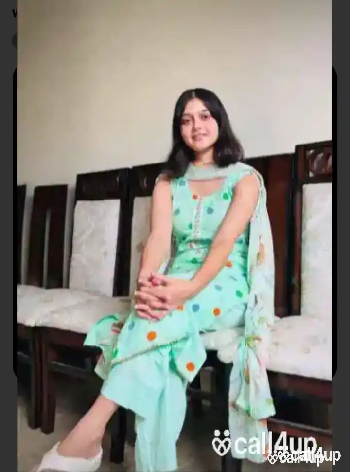 Gorakhpur Riya Patel sexy girl high profile genuine service in Gorakhpur