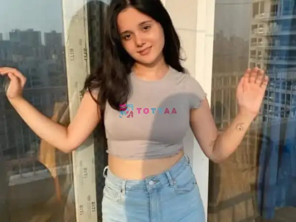 KAVYA VIP CALL GIRLS - Call girls service hour Available in Delhi