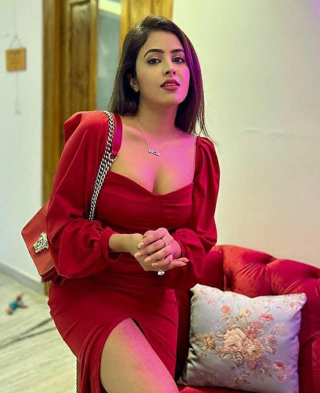 Hot college girl aunty available 2k shot 5k night unlimited enjoy in Visakhapatnam
