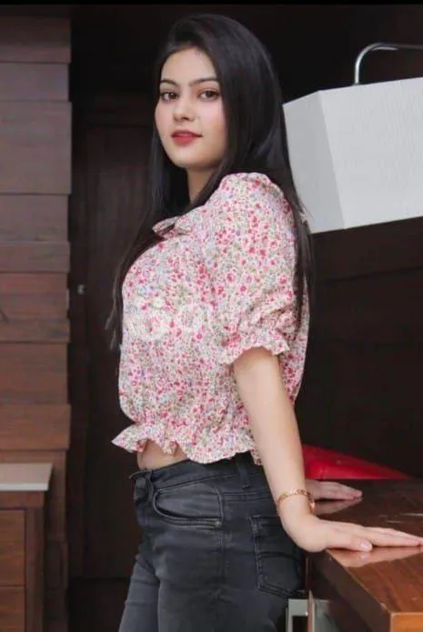 Kolkata 2000 unlimited short high profile call girl incall outcall sarvice in Kolkata